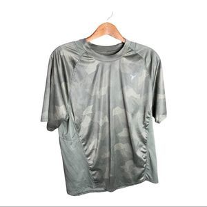 Old Navy Active Performance T-Shirt Camo Men’s XL